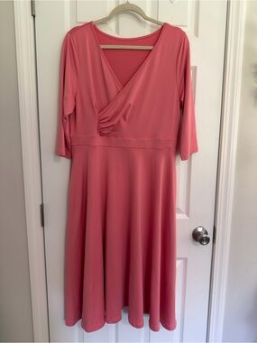 Women's Coral Pink Casual Minimalist V-Neck Fit & Flare Dress XL